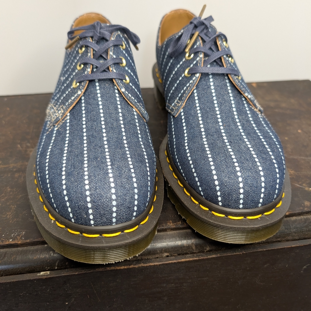 Men's Dr. Martens Oxford Blue Shoes.